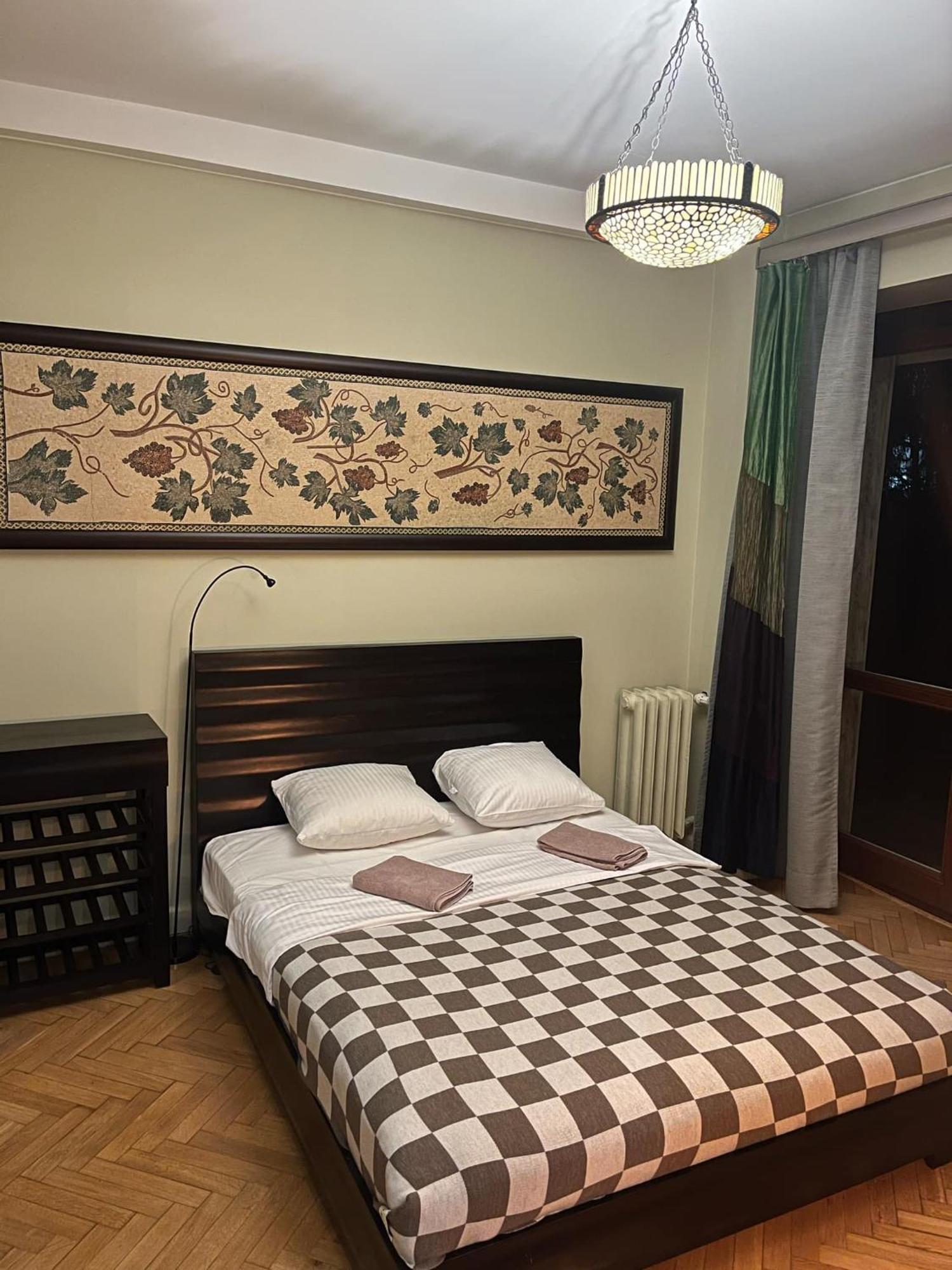 Luxury Close To The Royal Bath Park And The Center