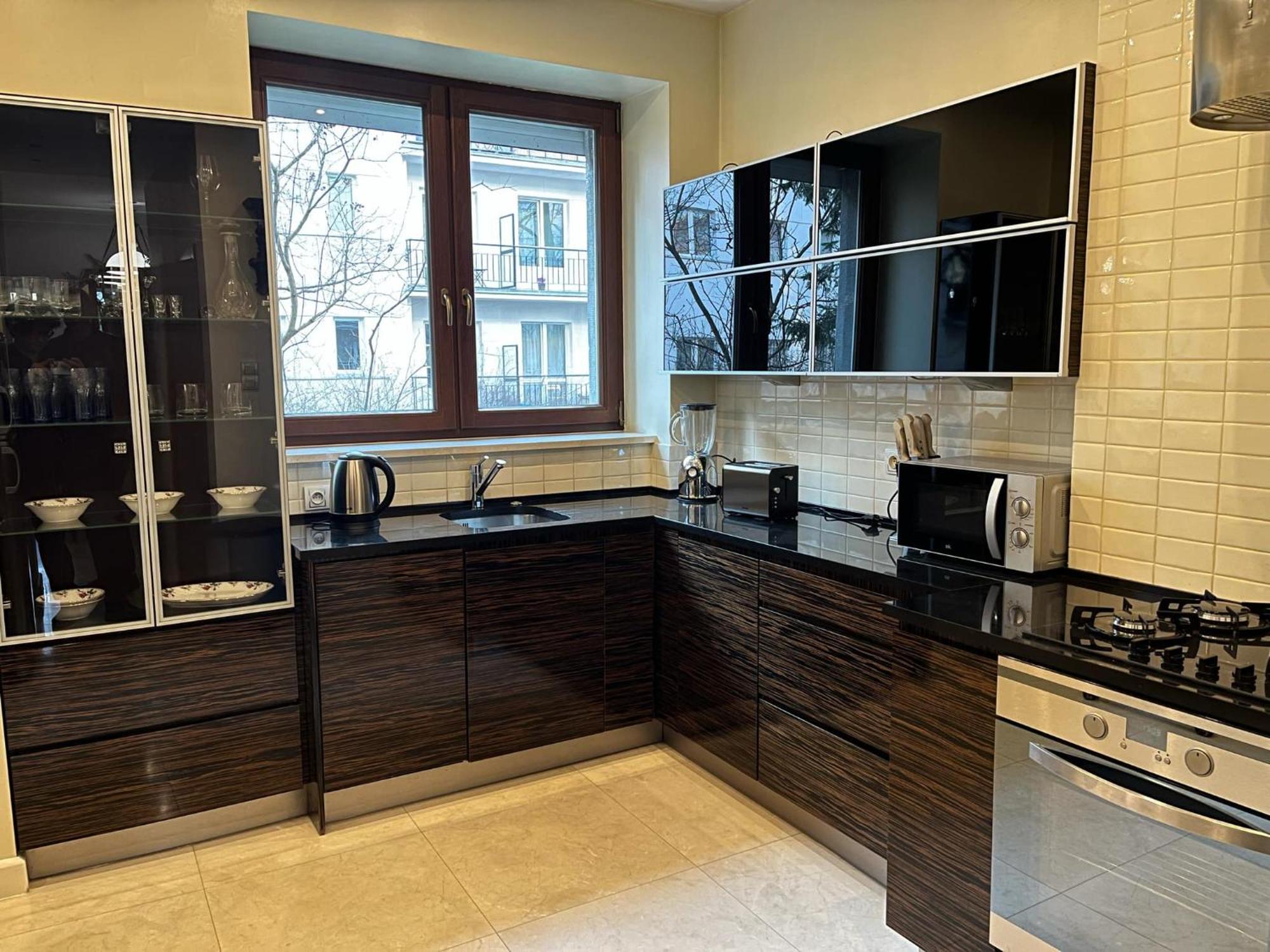 Luxury Close To The Royal Bath Park And The Center Apartament